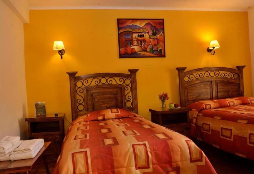 스탠다드 트리플 룸, Hostal Mallqui