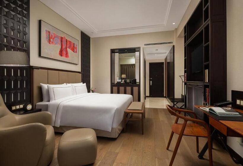 اتاق استاندارد با بالکن, Doubletree By Hilton Shanghai Hongqiao