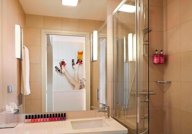 اتاق استاندارد, Moxy Frankfurt Airport