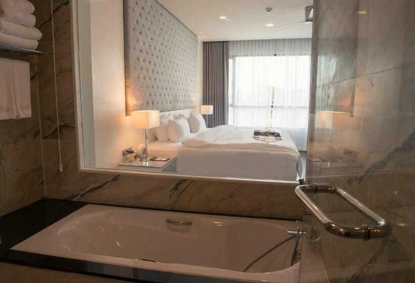 سوییت با چشم‌انداز باغ, North Hill City Resort  Sha Extra Plus