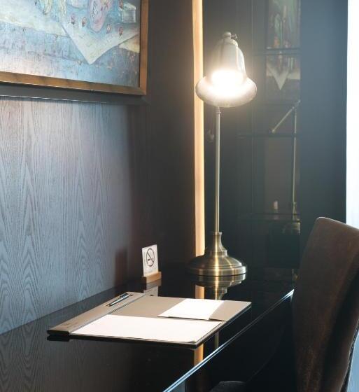 سوییت با چشم‌انداز استخر, North Hill City Resort  Sha Extra Plus