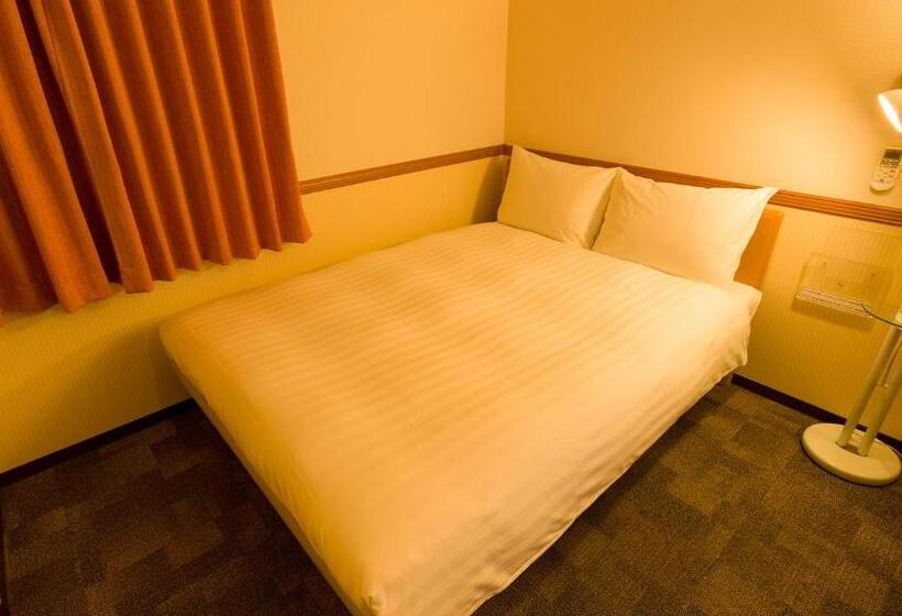 Номер Economy, Toyoko Inn Okinawa Naha Kokusai-dori Miebashi-eki