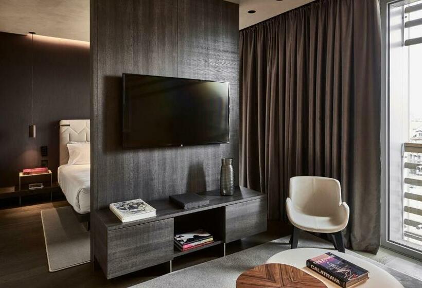 سوییت جونیور, Viu Milan, A Member Of Design Hotels