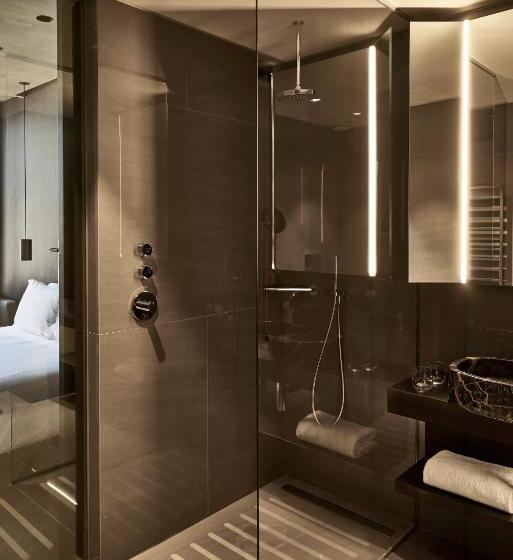 اتاق سوپریور با تخت بزرگ, Viu Milan, A Member Of Design Hotels