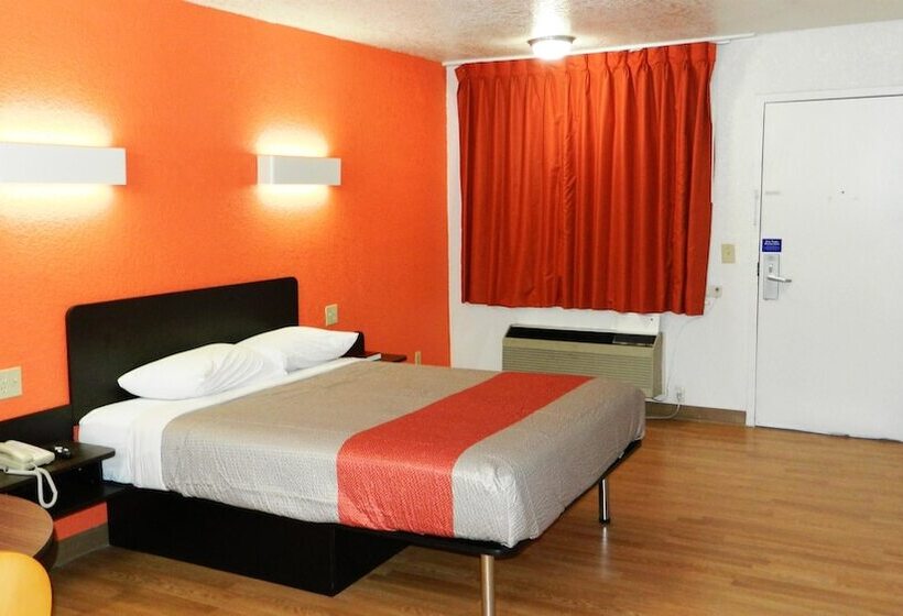 Номер Deluxe, Motel 6oklahoma City, Ok  Airport East