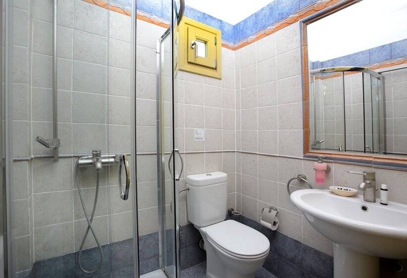 Вилла 4 Спальни, Villa Paradise
