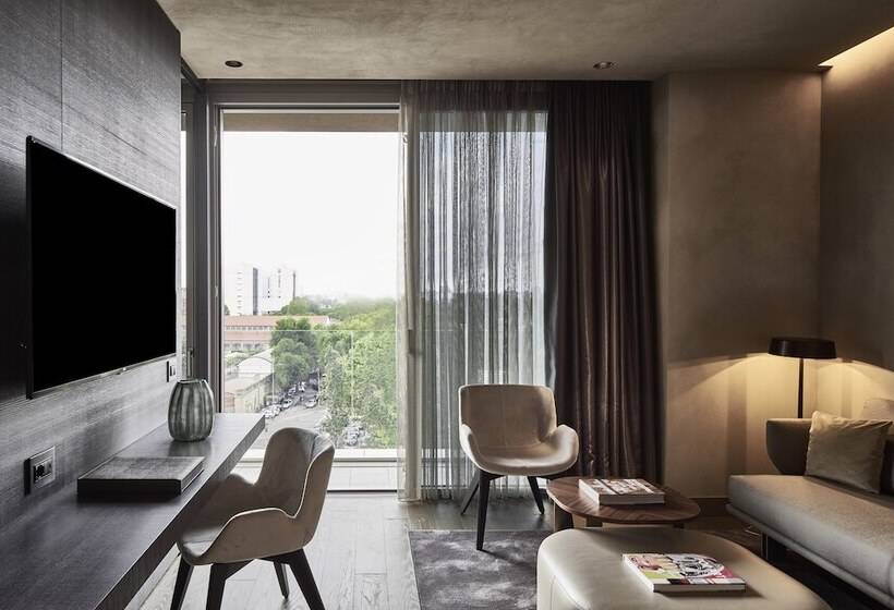 سوئیت با بالکن, Viu Milan, A Member Of Design Hotels