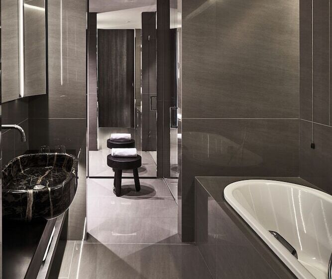 سوییت جونیور, Viu Milan, A Member Of Design Hotels