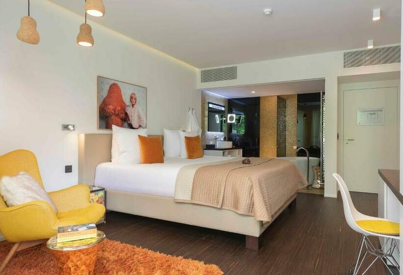 스탠다드 룸 킹사이즈 침대, Lithium Bed Zen & Breakfast