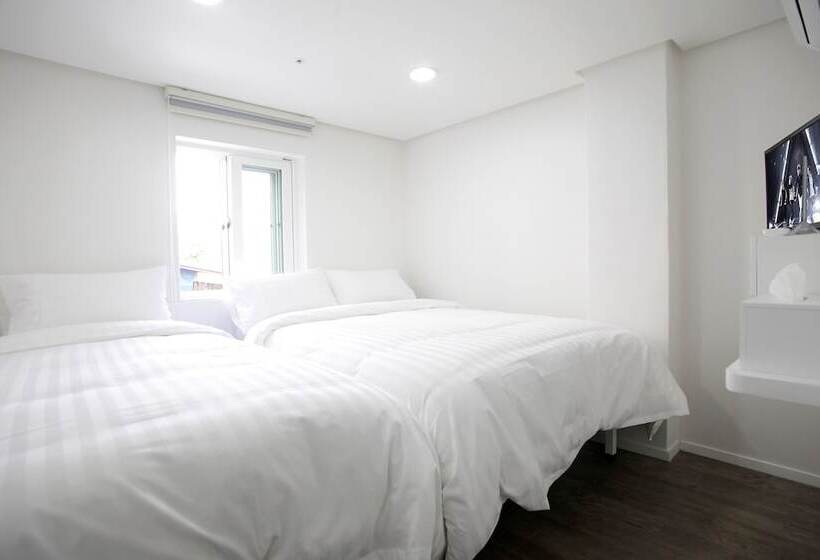 Номер Deluxe, K Pop Hotel Seoul Tower