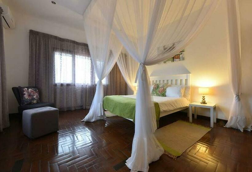 Номер Стандарт, Sommerschield Guest House & Restaurant