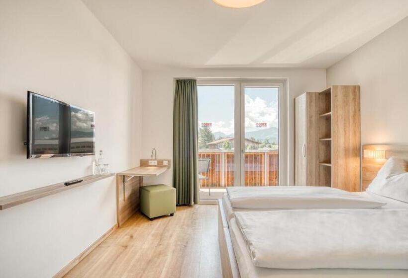 Quarto Estandar para Deficientes Físicos, Cooee Alpin Hotel Kitzbüheler Alpen