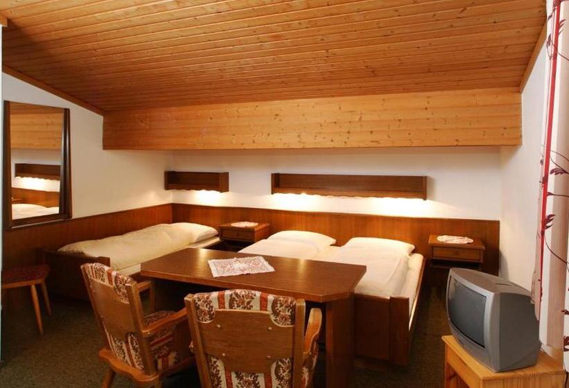 Quarto Estandar com Sacada, Johanneshof   Dein Mountain Wohlfühl