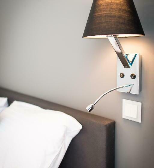 سوییت لوکس, B&b Avenue Deschanel