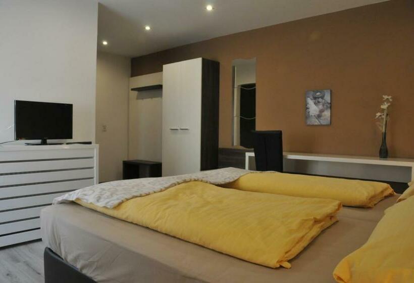 חדר סופריור, Krmstl Zur Stadt Gmunden