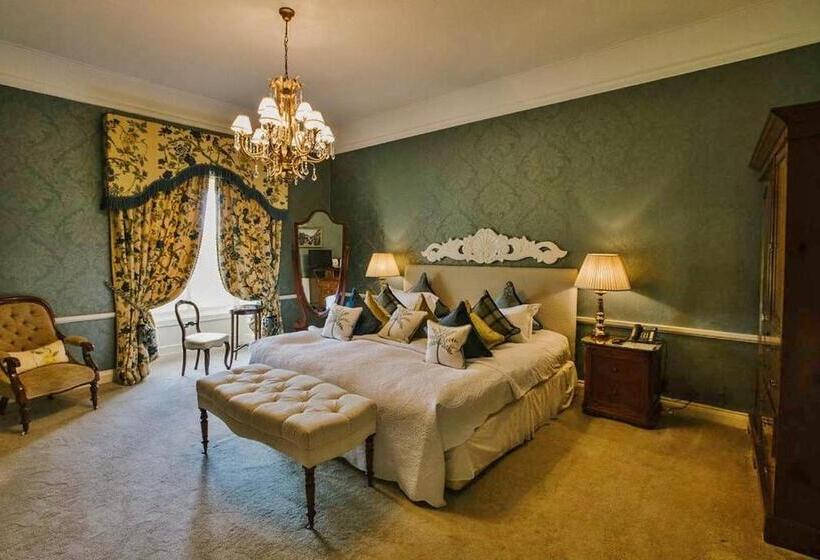 اتاق سوپریور با تخت بزرگ, Tankardstown