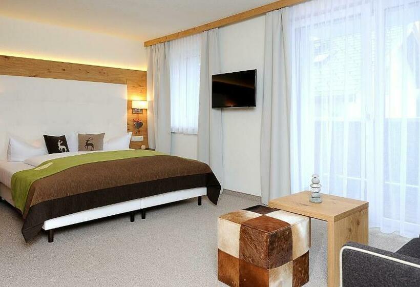 Номер Superior с Балконом, Post Hotel Paznaun