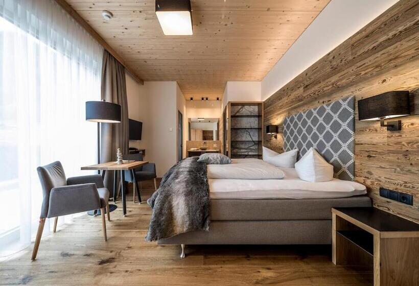 Номер Стандарт Вид на Горы, Post Hotel Paznaun