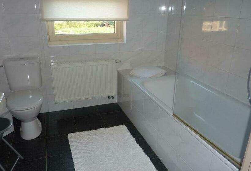 Семейный Номер, B&b Euverbraeke
