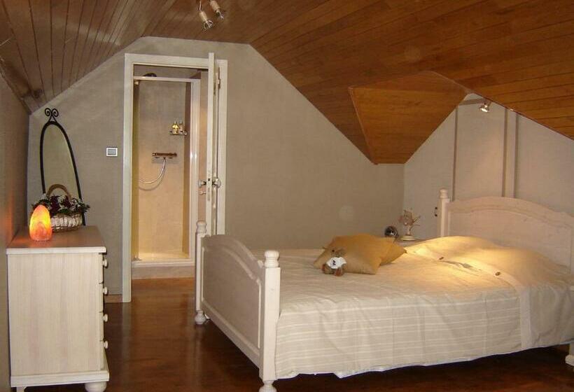 标准间, B&b Wisteria