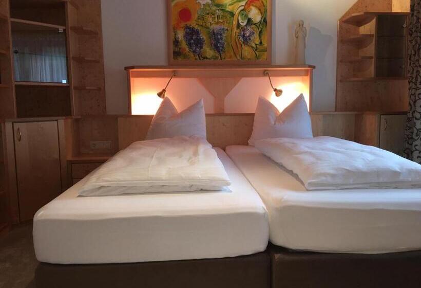 Апартаменты 3 Спальни, & Appartements Alpenresidenz Viktoria