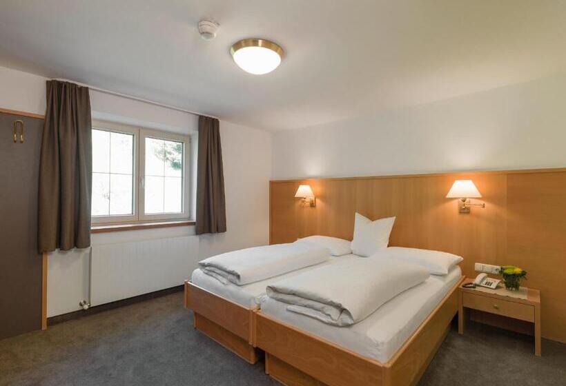 Номер Стандарт, Quality Hosts Arlberg   Hotel Goldenes Kreuz B&b