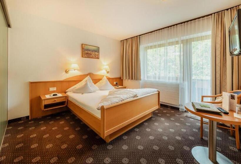 غرفة قياسية مزوَّدة بشُرفة, Kräuterhotel Hochzillertal