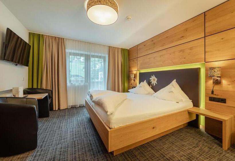 スーペリアールーム, Kräuterhotel Hochzillertal