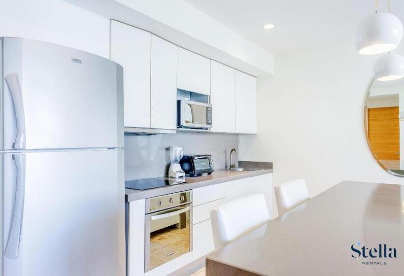 1 Szobás Apartman, A Nah Apartments, Rooftop Pool, Walking Distance To 5th Avenue