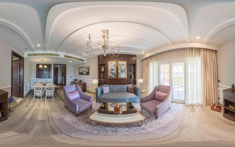 行政套房, Al Habtoor Polo Resort