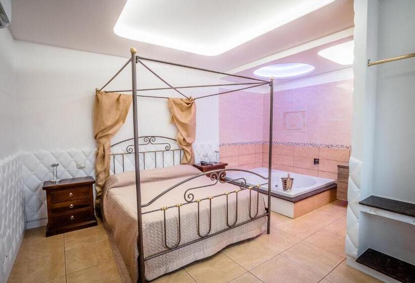 Suíte Júnior, La Fenice