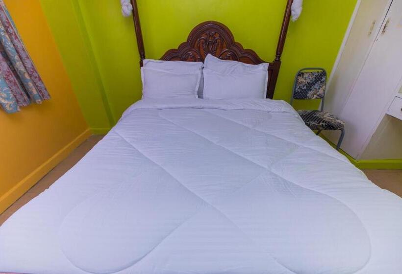 Standard Room, Southern Blue