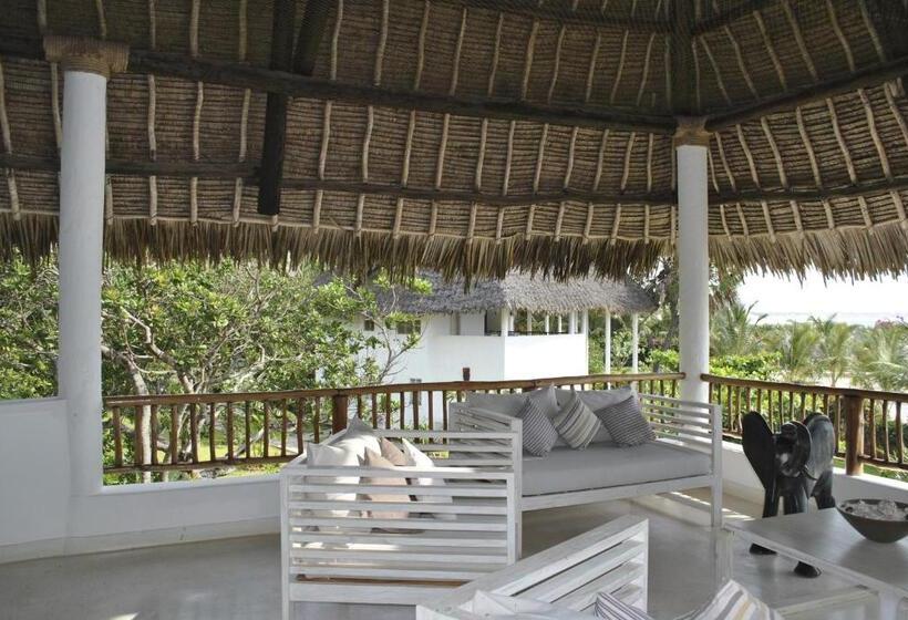 Suite with Balcony, Kola Beach Resort