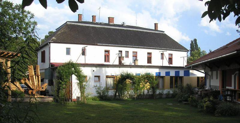 Четырехместный Номер Стандарт, Hullam Hostel