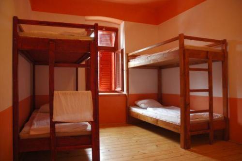 Номер Стандарт Четырехместный Совместный Санузел, Hullam Hostel