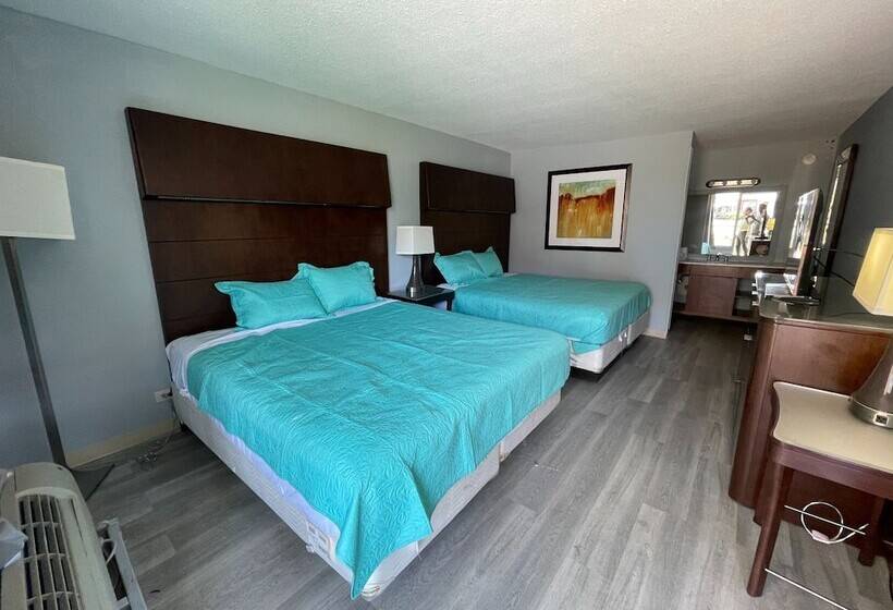 اتاق استاندارد با 2 تخت دوبل, Lamplighter Inn By Oyo Charlotte Airport Area