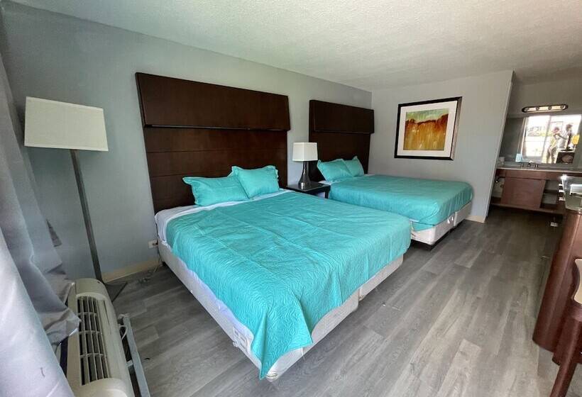 اتاق استاندارد با 2 تخت دوبل, Lamplighter Inn By Oyo Charlotte Airport Area