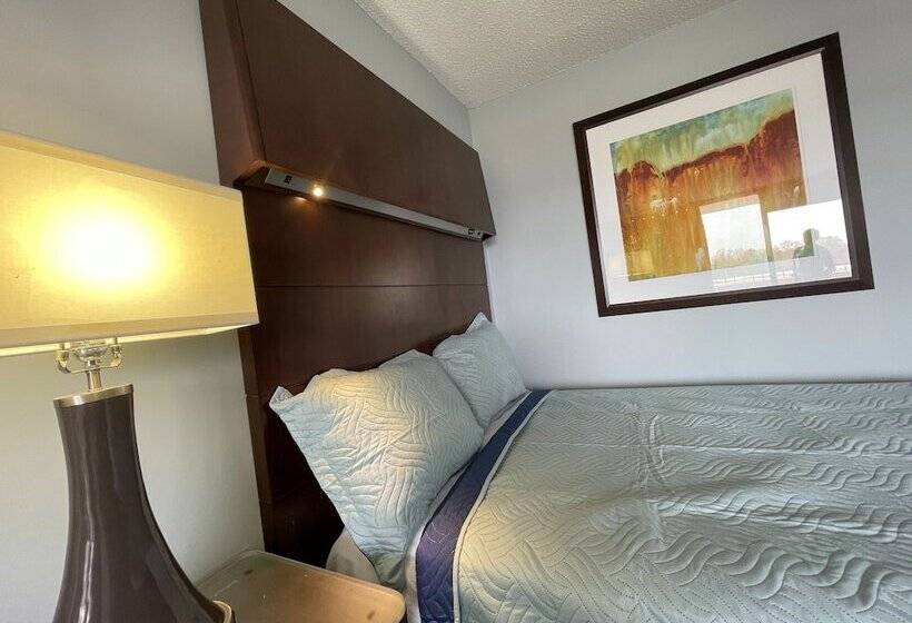 اتاق استاندارد با 2 تخت دوبل, Lamplighter Inn By Oyo Charlotte Airport Area