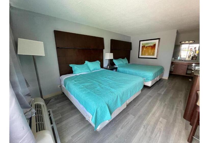 اتاق استاندارد با 2 تخت دوبل, Lamplighter Inn By Oyo Charlotte Airport Area