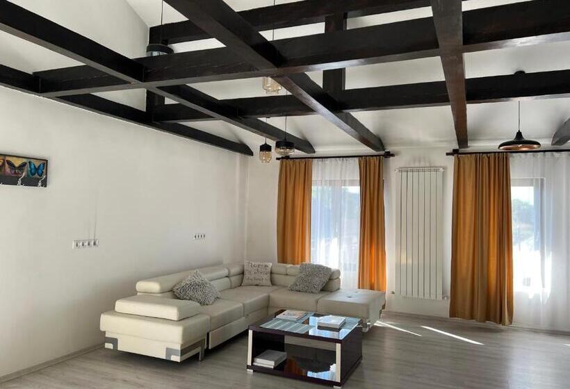 خانه 2 خوابه, Casa Rafael