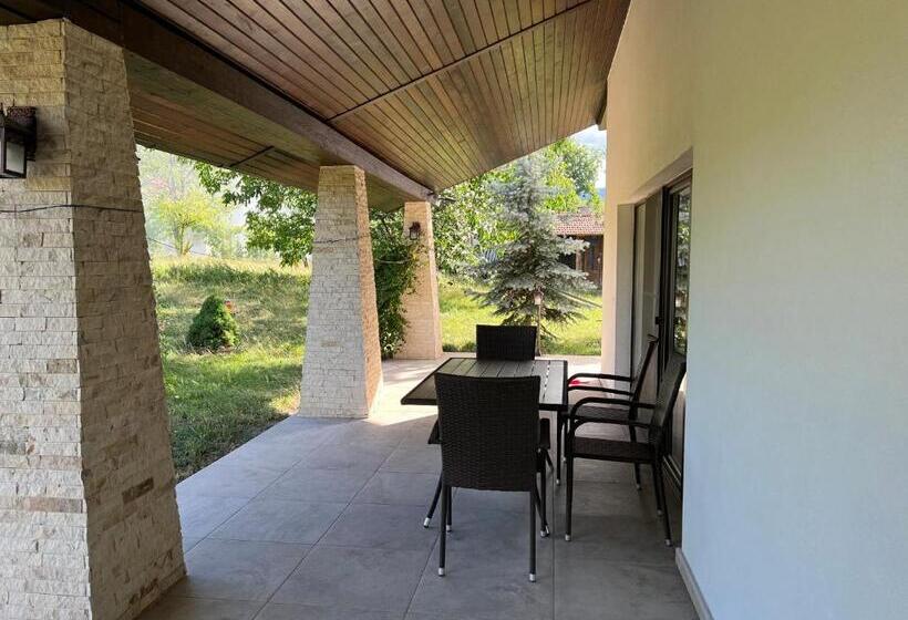 خانه 2 خوابه, Casa Rafael