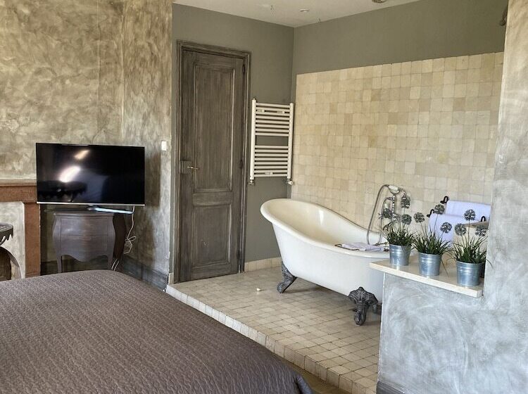 Номер Deluxe, Les Jardins De La Tour