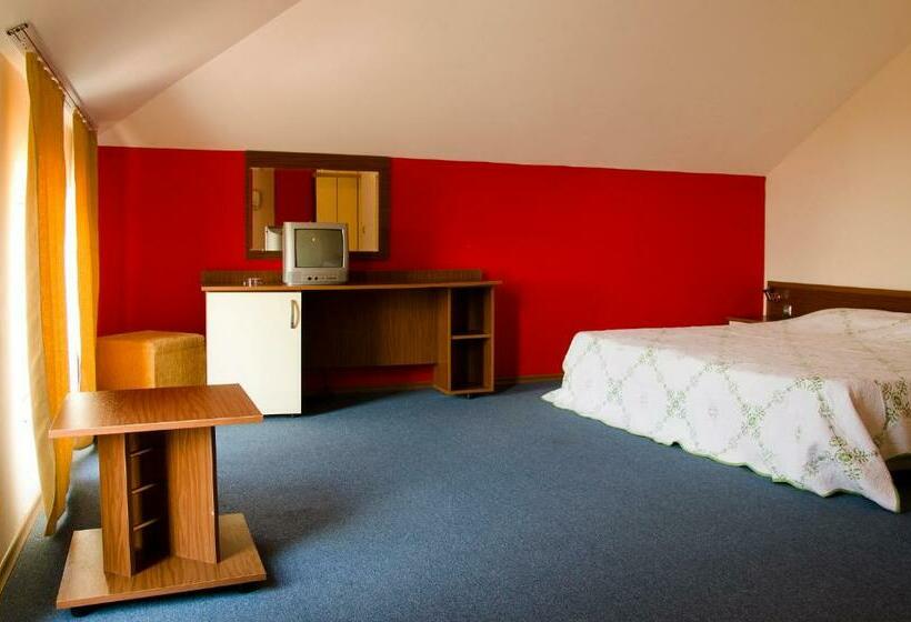 Номер Superior с Балконом, Family Hotel Electra