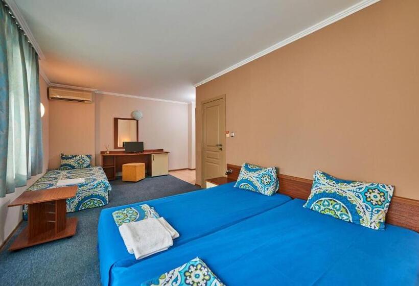 Трехместный Номер Комфорт, Family Hotel Electra