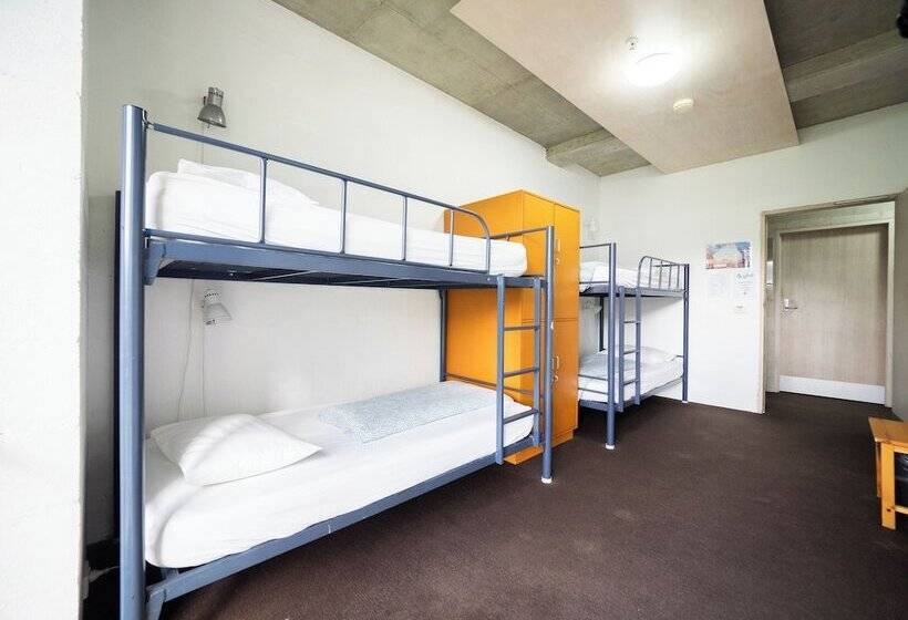 Кровать в Многоместном Номере с Общей Ванной, Yha Apollo Bay Eco
