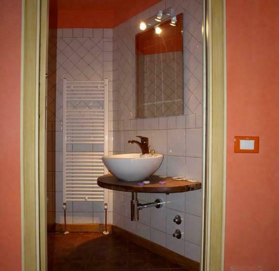 バスタブ付きスタンダードルーム, Locanda Degli Sfizi