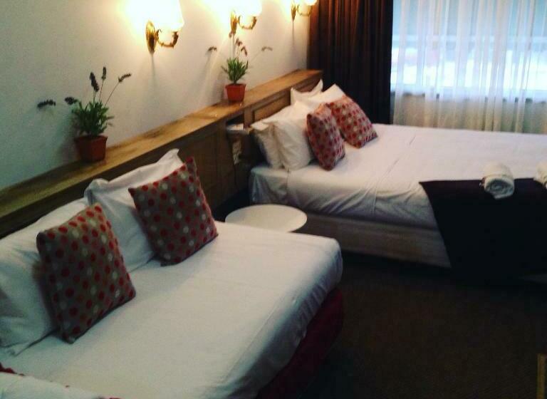 스탠다드 룸, Burkes Hotel Motel