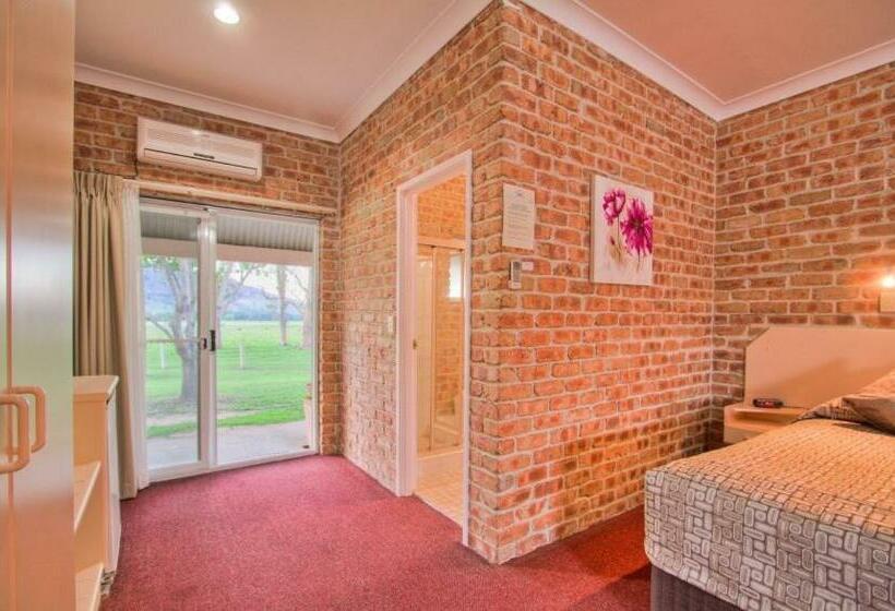 Номер Стандарт, Gloucester Country Lodge