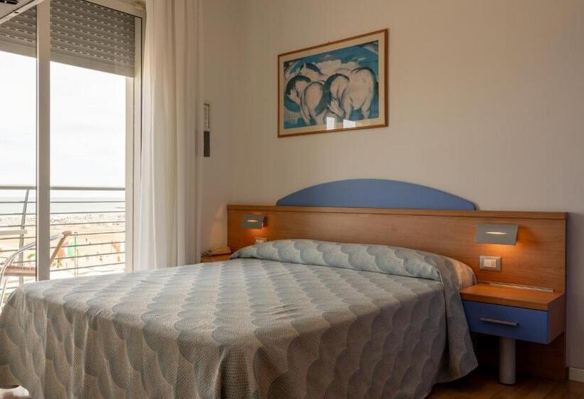 Quarto Estandar Vista Mar com Sacada, Riviera