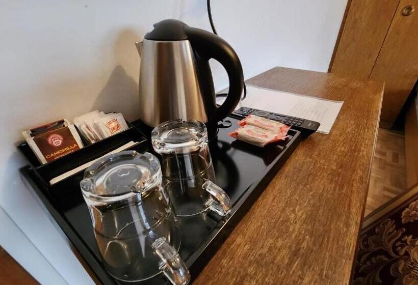اتاق استاندارد چهارنفره با بالکن, Inter Hotel B&b